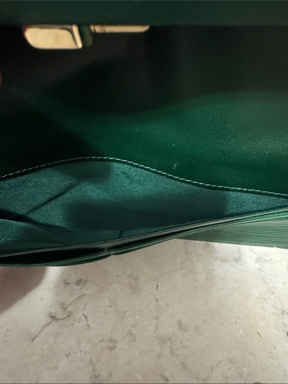 Valentino Garavani Deep Green Textured Leather Wallet EUC with COA